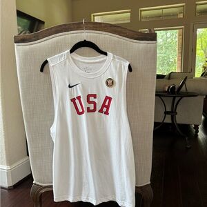 Nike Razorback tank top size L